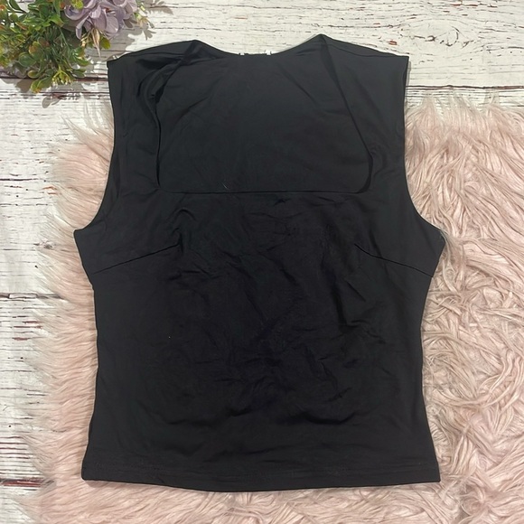 NWT Runaway x Petal Pup Square Neck Black Crop Top - Picture 4 of 7